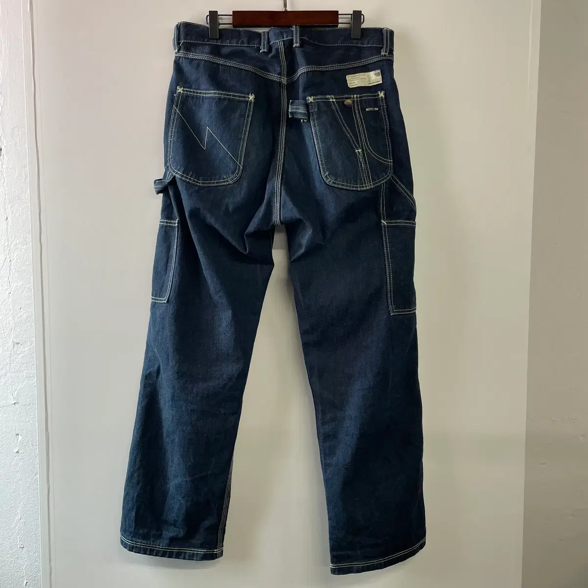 thumbnail-0